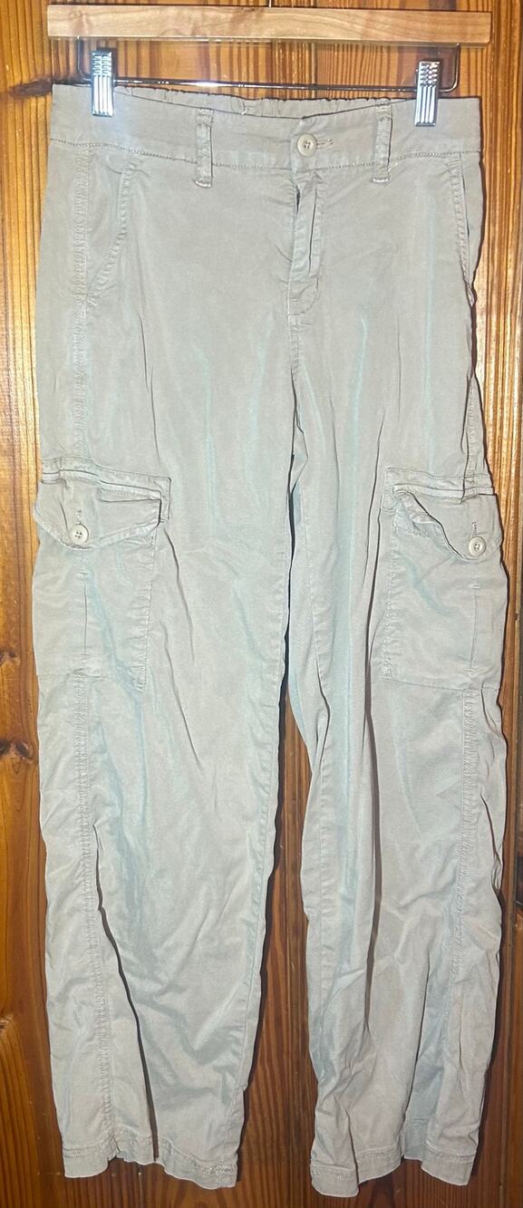 American Eagle Women’s Midrise Khaki baggy wide leg cargo pants size 000